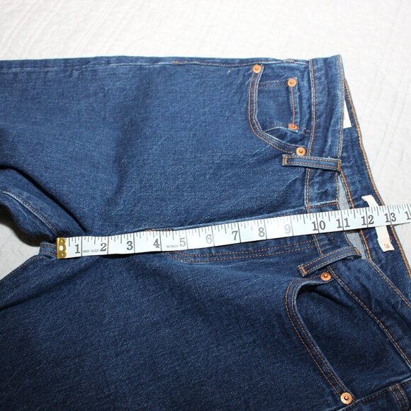 Levi's Women's Premium Wedgie Straight Jeans Button Fly Big "E" Size 29 Med Wash - Picture 10 of 11